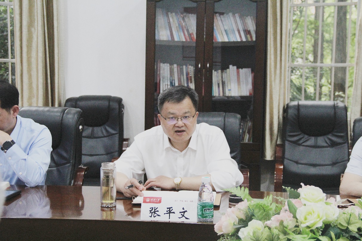 张平文调研电气与AG九游会自动化学院(图2)