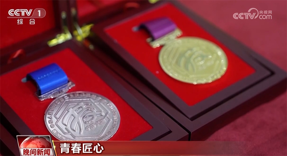 九游会青春与匠心相遇 新青年与新时代的双向奔赴(图1)
