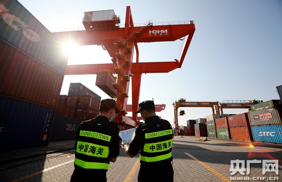 AG九游会迎来“开门红” 一季度珠海外贸进出口总值超788亿元(图2)